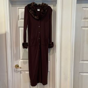 Long stadium sweater with fur